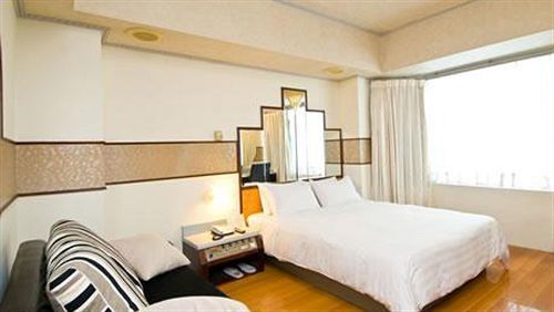 Fudi Hotel Taizhong Zewnętrze zdjęcie